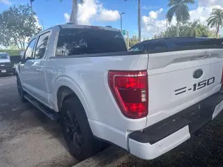 Ford F-150 2023 4x4 XLT 4 puertas SuperCrew 6.5 pies. SB