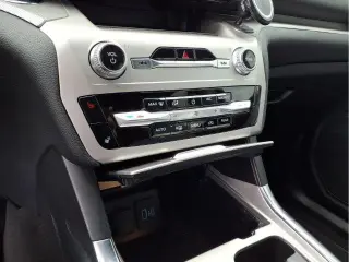 Ford Explorer 2021 AWD XLT SUV de 4 puertas