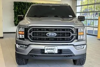 Ford F-150 2023 4x4 XLT 4 puertas SuperCrew 5.5 pies. SB