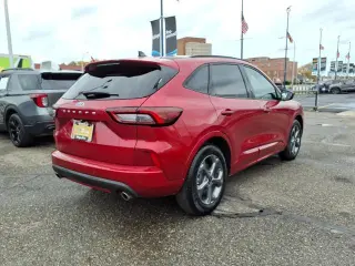 Ford Escape 2024 ST-Line 4x4 SUV