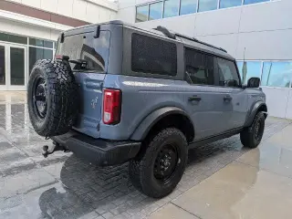 Ford Bronco 2023 4x4 Base Advanced 4dr SUV