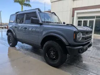 Ford Bronco 2023 4x4 Base Advanced 4dr SUV