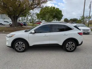 Ford Escape 2022 SEL SUV de 4 puertas