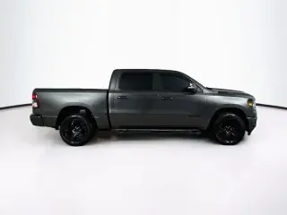 Ram 1500 2020 4x4 Big Horn 4dr Crew Cab 5.6 ft. SB Pickup