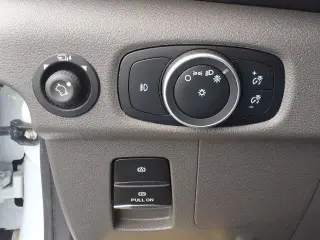 Ford Transit 2021 AWD 350 XL furgón de pasajeros 3 puertas LWB techo medio