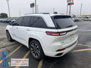 Jeep Grand Cherokee 2022 4x4 Overland 4xe SUV 4 puertas