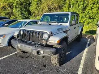 Jeep Gladiator 2023 4x4 Willys 4dr Crew Cab 5.0 ft. SB