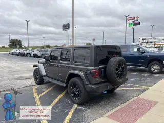 Jeep Wrangler Unlimited 2022 4x4 Sahara 4xe SUV 4 puertas