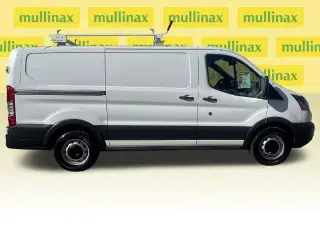 Furgón de carga Ford Transit 2018 150 3dr SWB techo bajo con puerta corrediza del lado del pasajero