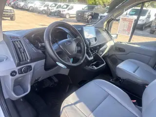 Furgón de carga Ford Transit 2018 150 3dr SWB techo bajo con puerta corrediza del lado del pasajero