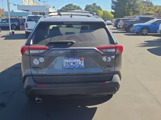 Toyota RAV4 2020 XLE 4x4 SUV