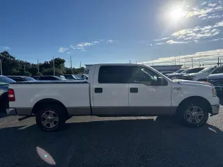 Ford F-150 2006 XLT 4dr SuperCrew Styleside 5.5 ft. SB