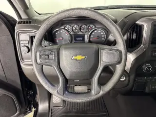 Chevrolet Silverado 1500 2022 4x2 Custom cabina de tripulación de 4 puertas 5.8 ft. SB
