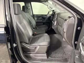 Chevrolet Silverado 1500 2022 4x2 Custom cabina de tripulación de 4 puertas 5.8 ft. SB