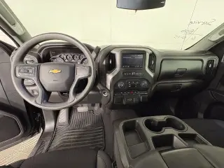Chevrolet Silverado 1500 2022 4x2 Custom cabina de tripulación de 4 puertas 5.8 ft. SB