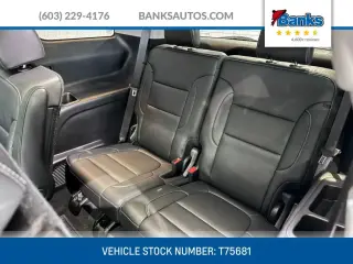 GMC Acadia 2023 4x4 SLT 4 puertas SUV