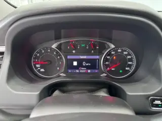 GMC Acadia 2023 4x4 SLT 4 puertas SUV