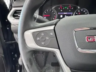 GMC Acadia 2023 4x4 SLT 4 puertas SUV