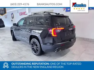 GMC Acadia 2023 4x4 SLT 4 puertas SUV
