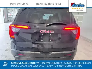GMC Acadia 2023 4x4 SLT 4 puertas SUV