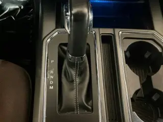 Ford F-150 2020 4x4 XLT 4dr SuperCrew 5.5 ft. SB
