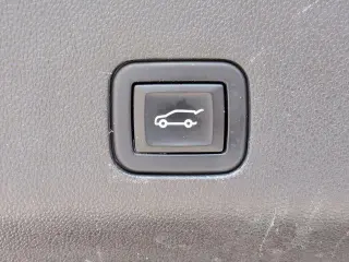 Chevrolet Suburban 2023 4x4 LT 4dr SUV