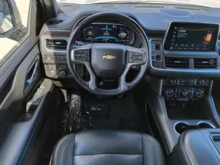Chevrolet Suburban 2023 4x4 LT 4dr SUV