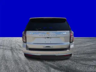 Chevrolet Suburban 2023 4x4 LT 4dr SUV