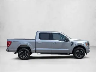 Ford F-150 2023 4x4 XLT 4dr SuperCrew 5.5 ft. SB