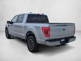 Ford F-150 2023 4x4 XLT 4dr SuperCrew 5.5 ft. SB