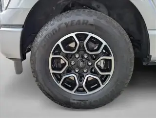 Ford F-150 2023 4x4 XLT 4dr SuperCrew 5.5 ft. SB