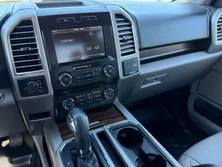 Ford F-150 2015 4x4 Lariat 4dr SuperCrew 5.5 ft. SB