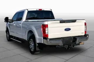 Ford F-250 Super Duty 2017 4x2 Lariat 4dr Crew Cab 6.8 ft. SB Pickup