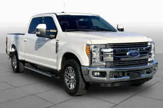 Ford F-250 Super Duty 2017 4x2 Lariat 4dr Crew Cab 6.8 ft. SB Pickup