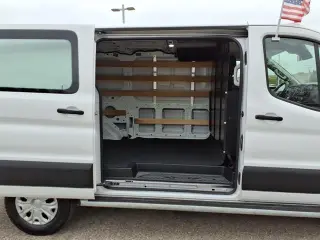 Ford Transit 2025 250 3dr SWB Low Roof Cargo Van