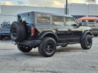 Ford Bronco 2023 4x4 Badlands Advanced SUV de 4 puertas