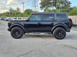 Ford Bronco 2023 4x4 Badlands Advanced SUV de 4 puertas
