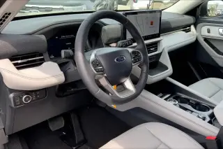 Ford Explorer 2025 Active 4dr SUV