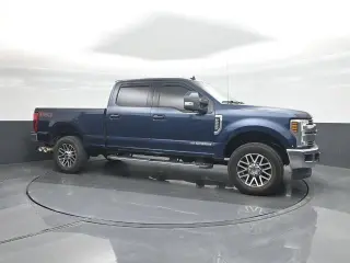 Ford F-250 Super Duty 2019 4x4 Lariat 4dr Crew Cab 6.8 ft. SB Pickup