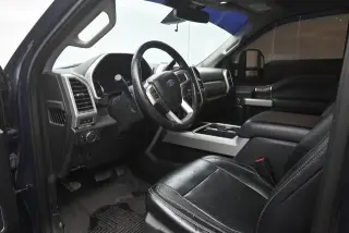 Ford F-250 Super Duty 2019 4x4 Lariat 4dr Crew Cab 6.8 ft. SB Pickup