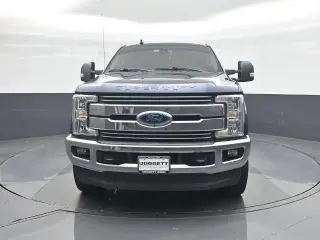 Ford F-250 Super Duty 2019 4x4 Lariat 4dr Crew Cab 6.8 ft. SB Pickup