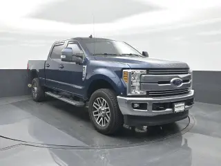 Ford F-250 Super Duty 2019 4x4 Lariat 4dr Crew Cab 6.8 ft. SB Pickup