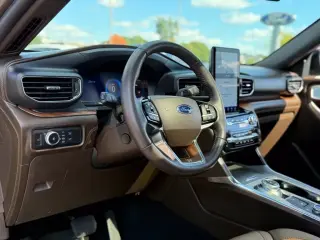 Ford Explorer 2021 AWD King Ranch 4dr SUV