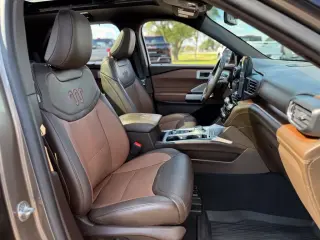 Ford Explorer 2021 AWD King Ranch 4dr SUV