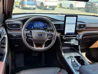 Ford Explorer 2021 AWD King Ranch 4dr SUV