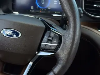 Ford Explorer 2021 AWD King Ranch 4dr SUV