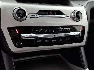 Ford Explorer 2022 AWD XLT 4dr SUV