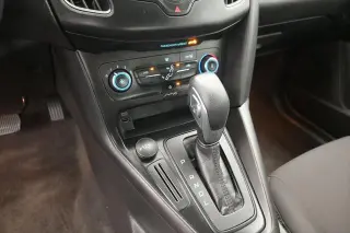 Ford Focus 2018 SE Sedán 4 puertas