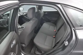 Ford Focus 2018 SE Sedán 4 puertas