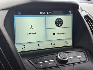 Ford Escape 2019 con tracción en las ruedas AWD y SE 4dr SUV